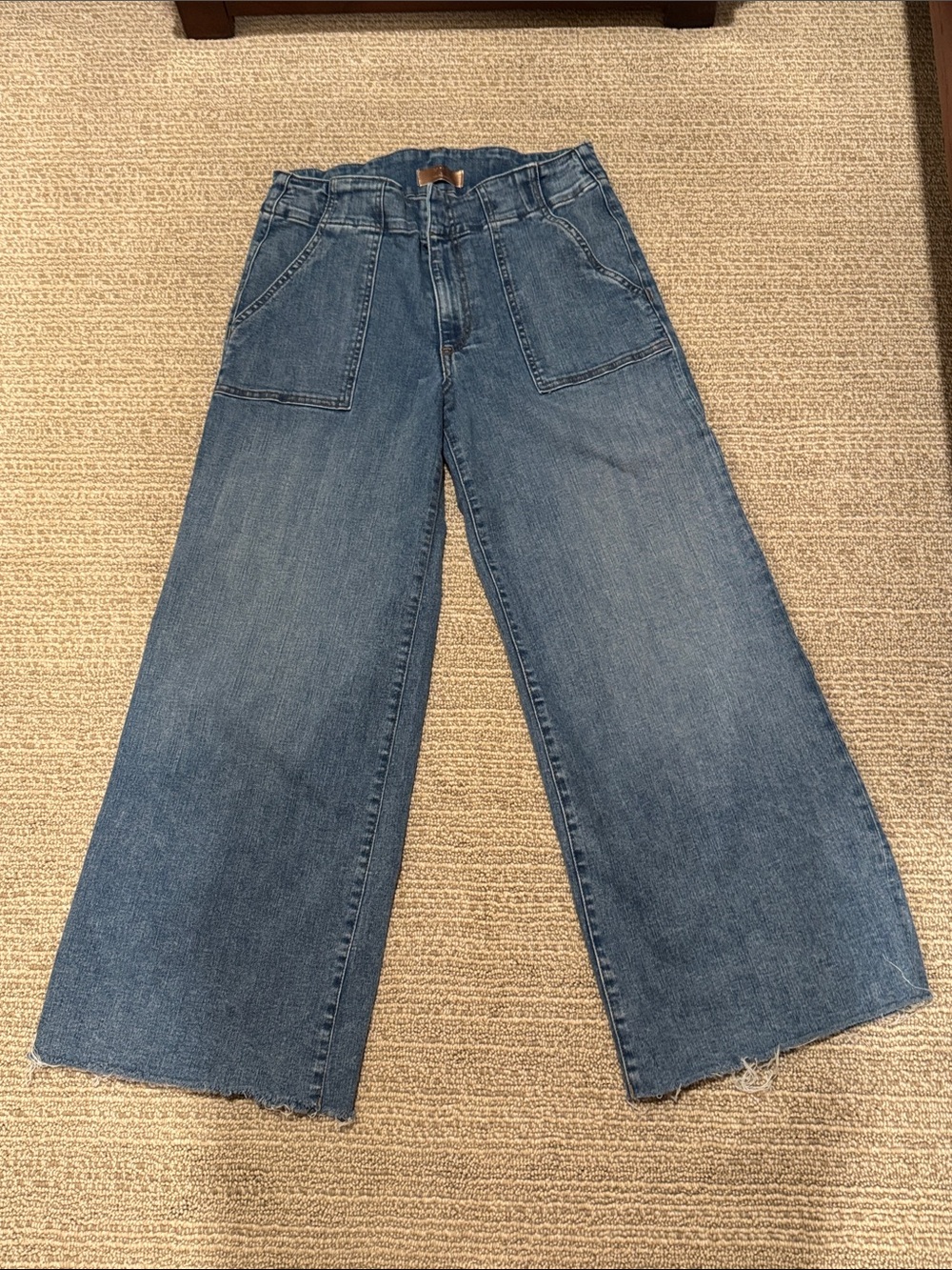 Kut from the Kloth Meg Wide-Leg High-Rise Jeans in Medium Blue Denim